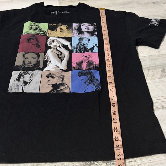 Taylor Swift Black Graphic Eras Tour Tee - Multicolor Portraits - Picture 9 of 9